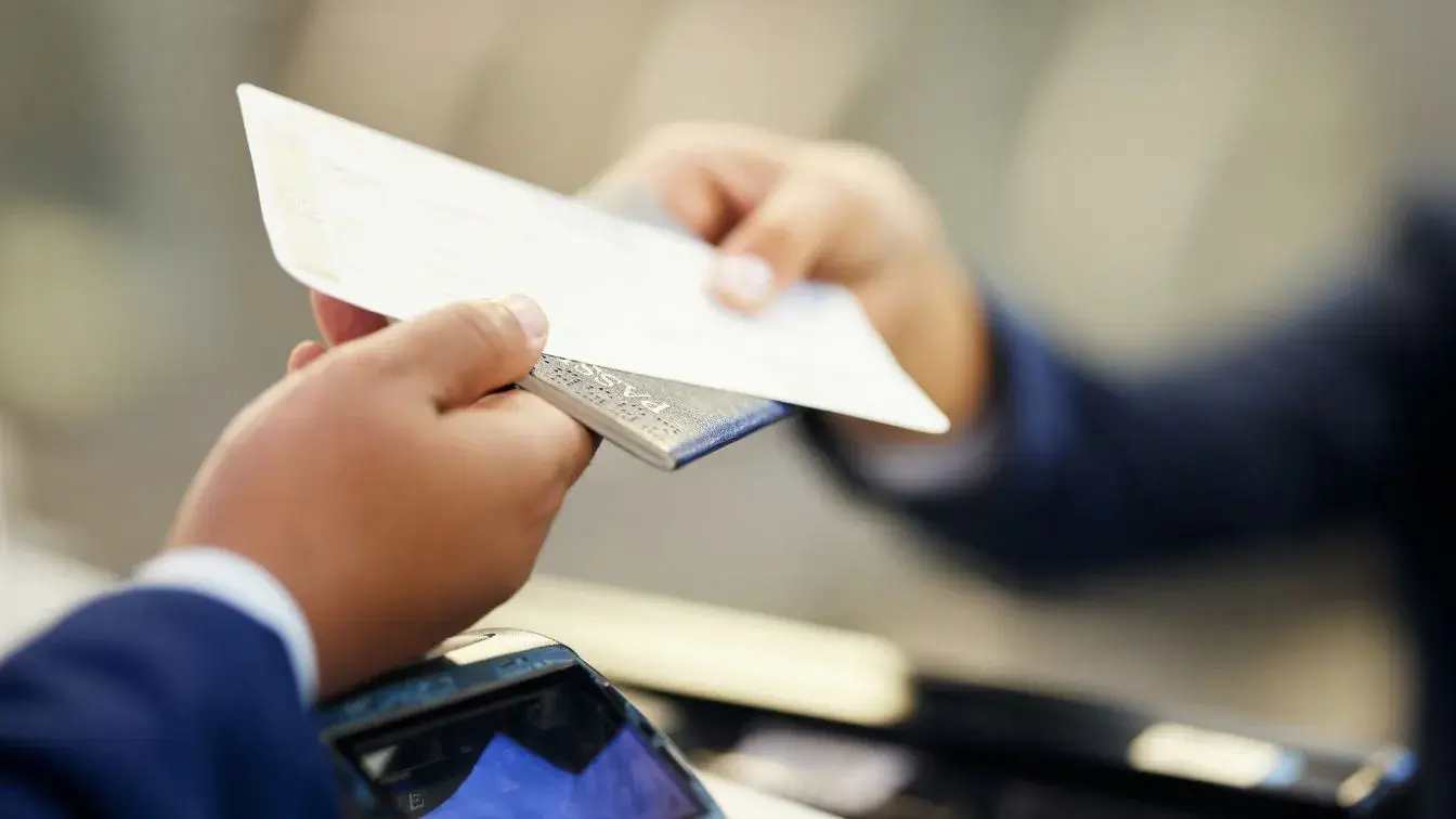 Choosing between hold, refundable, and dummy ticket services for UK visa